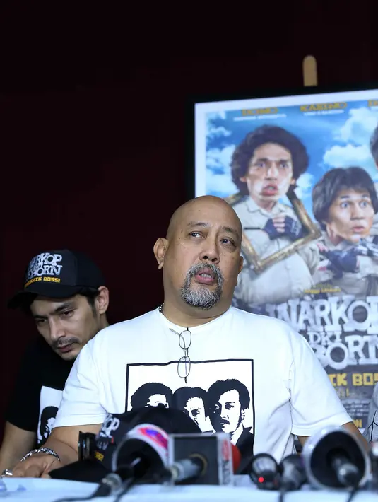 "Alhamdulillah, saya merasa Warkop DKI is back. Dulu setiap Warkop DKI tayang di bioskop juga seperti ini. Saya jadi merasa seperti kembali ke jaman dulu lagi nih," ujarnya saat dihubungi Selasa (13/9/2016). (Nurwahyunan/Bintang.com)