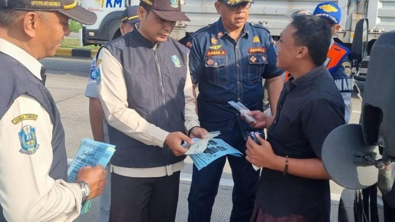 Ramp Check Dishub Probolinggo: Empat Kendaraan Terjaring Pelanggaran di Exit Tol Gending