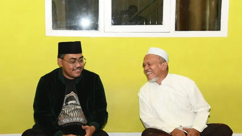 Gus Jazil Ziarah Makam Ulama