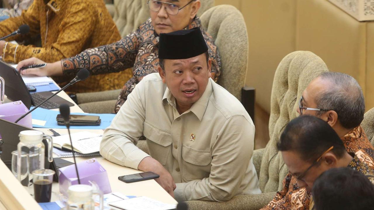 FOTO: Di Hadapan Komisi II DPR, Nusron Wahid Blak-blakan 8 Pegawai Kementerian ATR Disanksi Berat Buntut Pagar Laut Tangerang