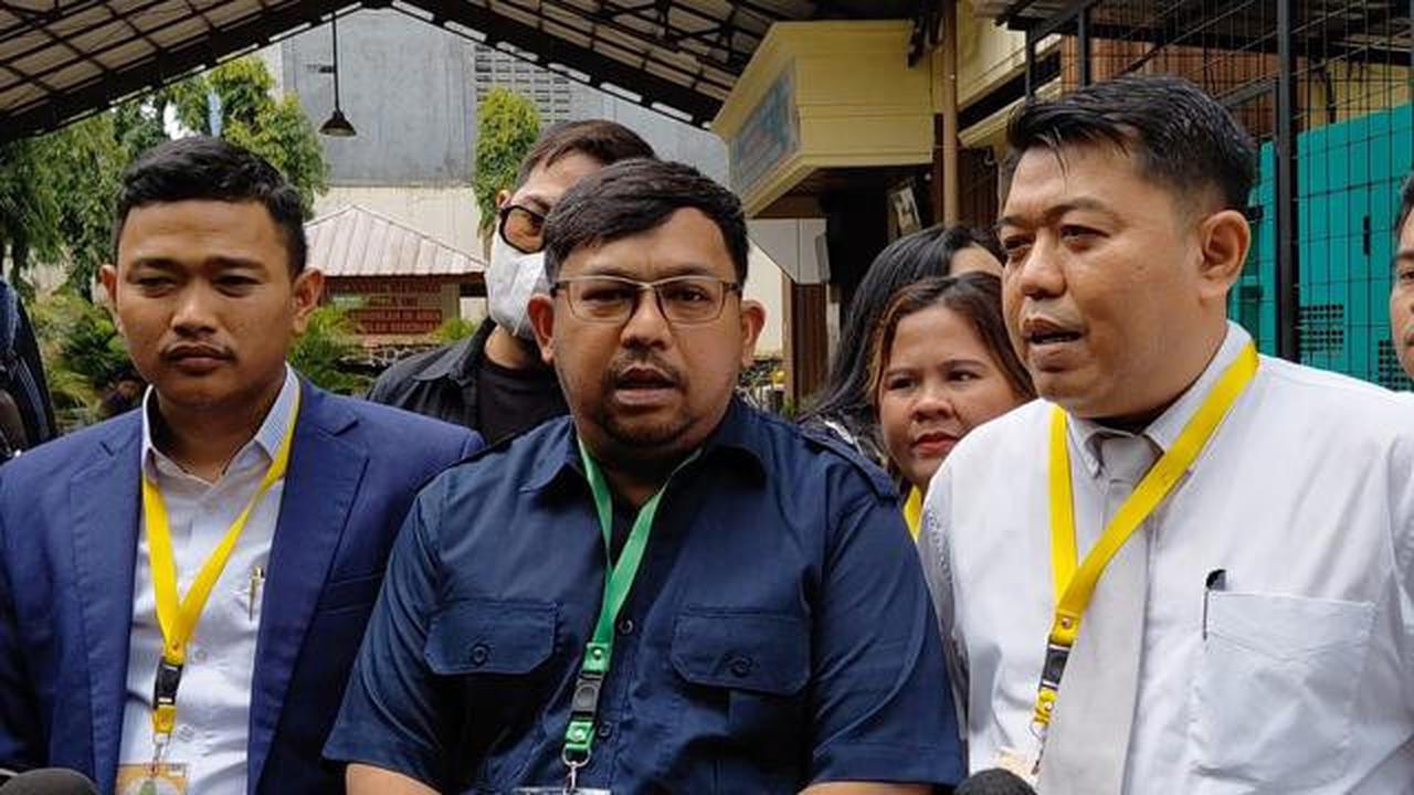 Bedu Resmi Bercerai dengan Irma Kartika, Diputus Secara Verstek