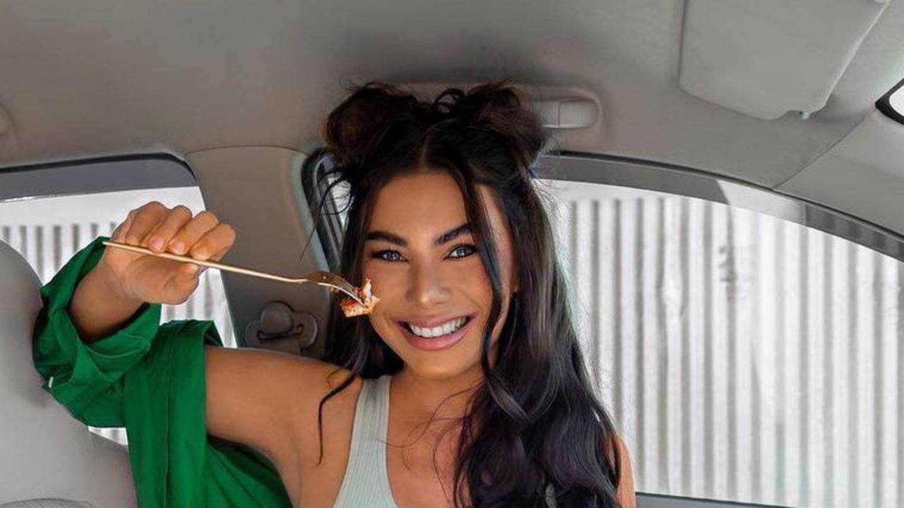 Resep Smoothie Bowl ala Yulia Baltschun, Bahannya Super Simpel dan Bikin Kenyang