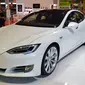 Tesla hadir di Indonesia International Motor Show (IIMS) 2018 (Herdi/Liputan6.com)