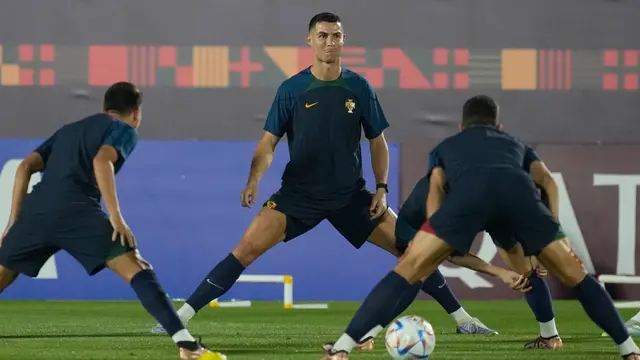 Sesi Latihan Cristiano Ronaldo Jelang Laga Perdana Portugal Melawan Timnas Ghana
