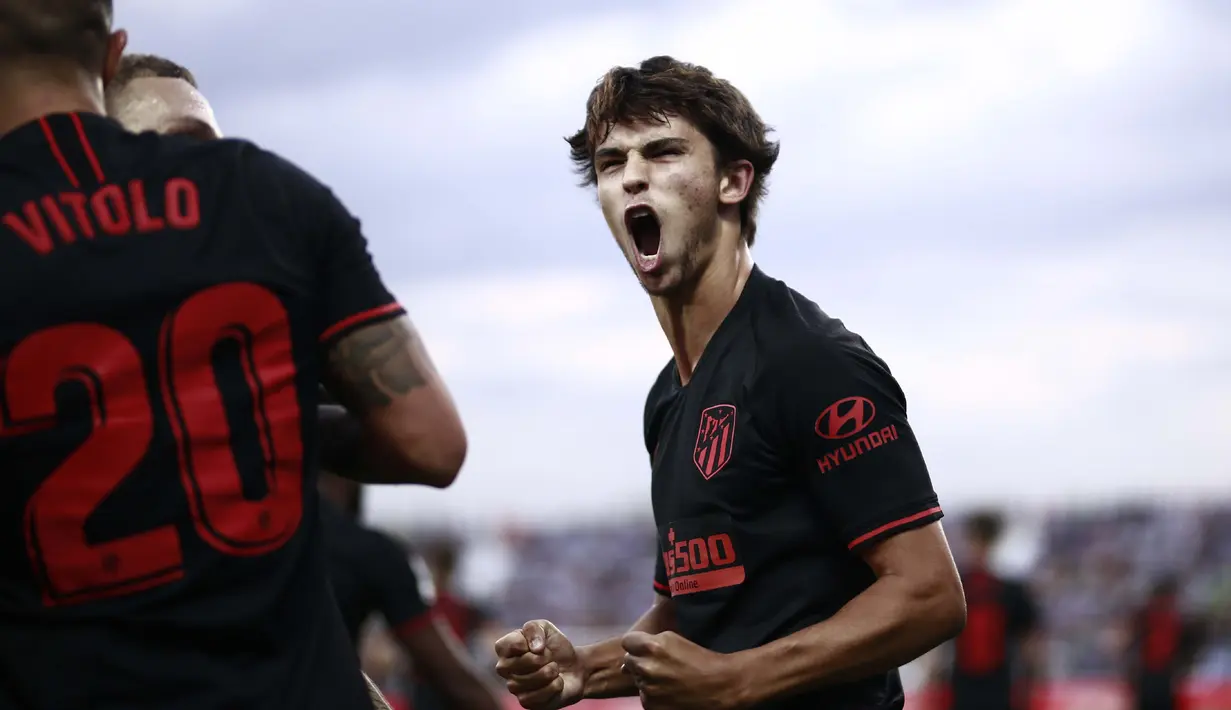 10. Joao Felix (Penyerang) - Dari Benfica ke Atletico Madrid dengan harga 126 juta euro. (AFP/Benjamin Cremel)