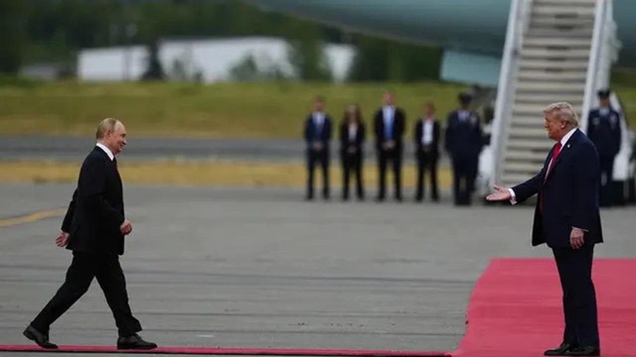 Kemampuan Bahasa Inggris Putin Disorot Usai Bertemu Trump di Alaska
