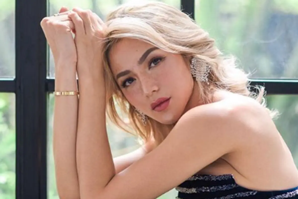 Tampil Lebih Fresh, Begini Gaya Rambut Baru Jessica Iskandar