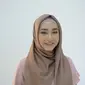 Tutorial Hijab Polos untuk Lebaran (Hijup)