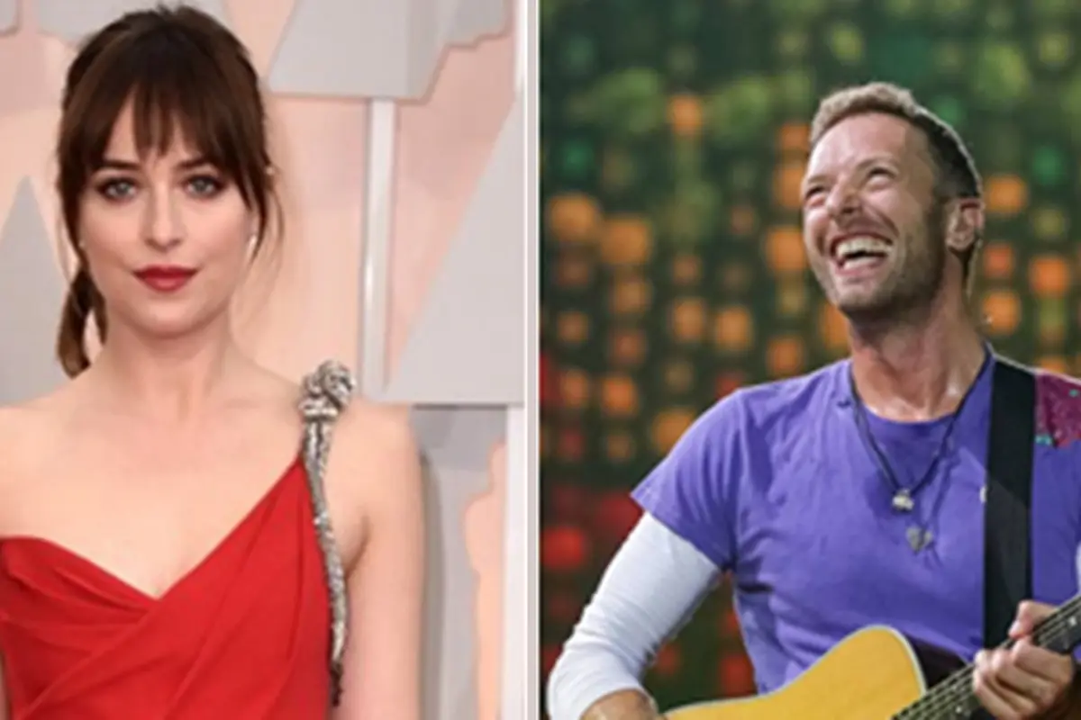Chris Martin dan Dakota Johnson