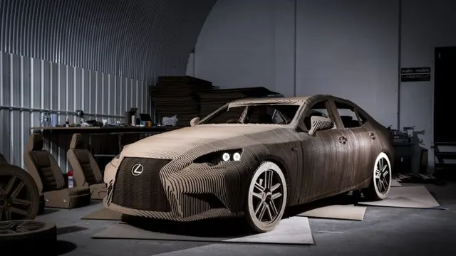 Lexus Ciptakan Mobil Berbahan Kertas yang Bisa Dikendarai