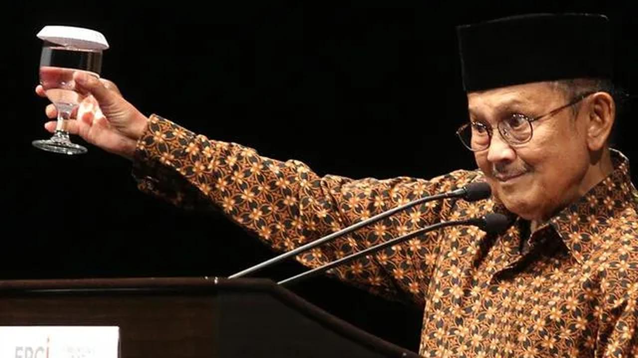 "Saya tidak setuju energi disubsidi. Bayangkan misalnya perusahaan asing, investasi di sini. Dia awalnya menghitung ongkos produksi berdasarkan harga pasar. ,"