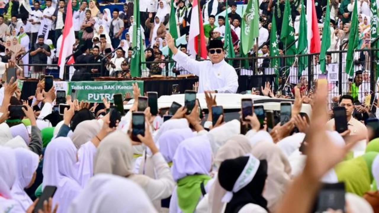 Survei Indikator Politik: 79,9 Persen Publik Puas Kinerja Prabowo