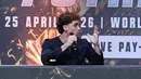Petarung Malaysia, Putra Abdullah memberikan keterangan saat jumpa pers Byon Combat Showbiz Vol.7 di SCTV Tower, Jakarta, Kamis (12/3/2026). (Bola.com/M Iqbal Ichsan)