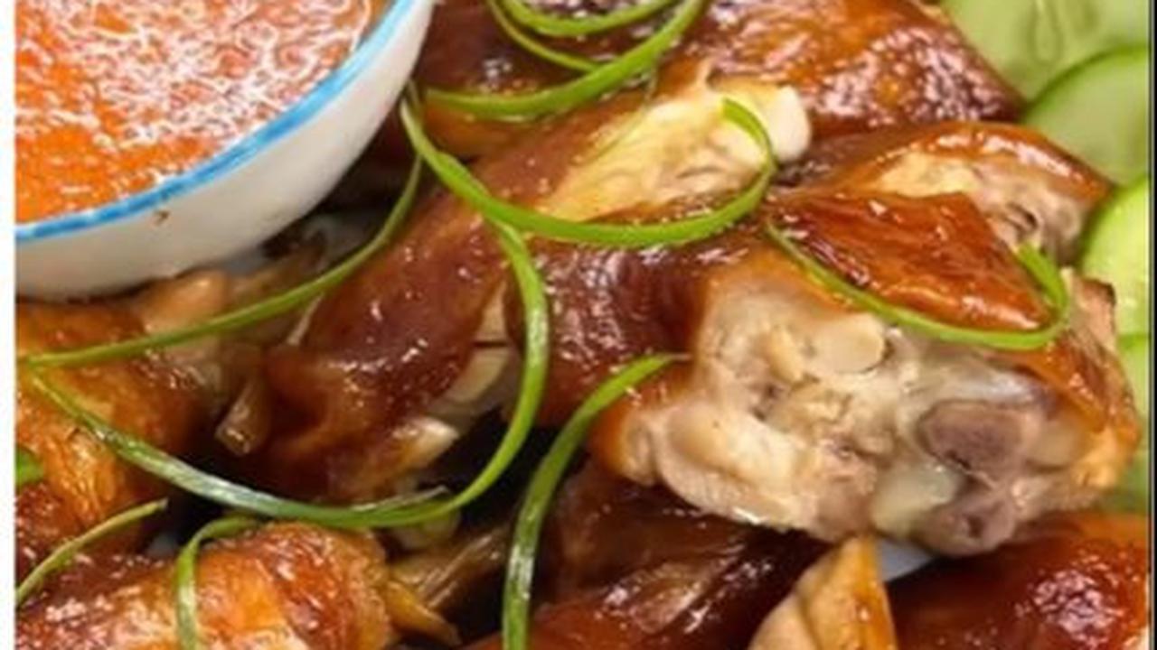 5. Ayam Kecap Hongkong