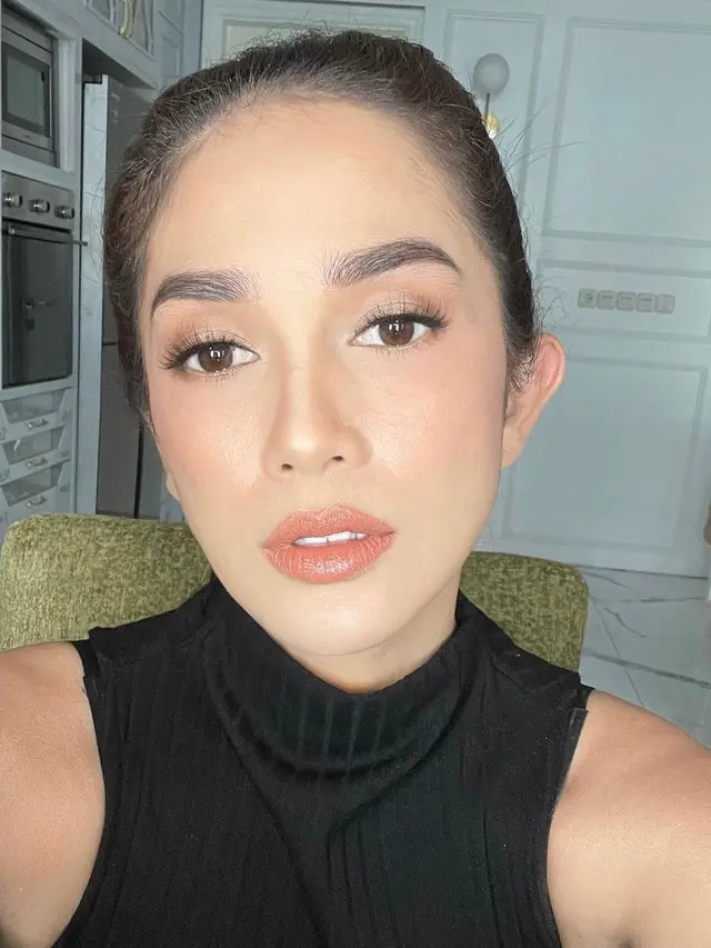 Ussy Sulistiawaty