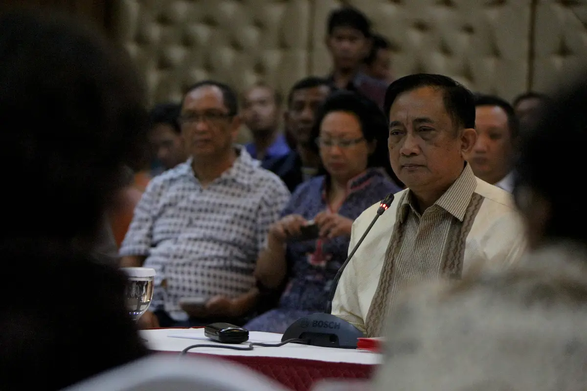 20150825-Wajah Tegang Capim KPK Hendardji Soepandji Jalani Tes Wawancara-Jakarta
