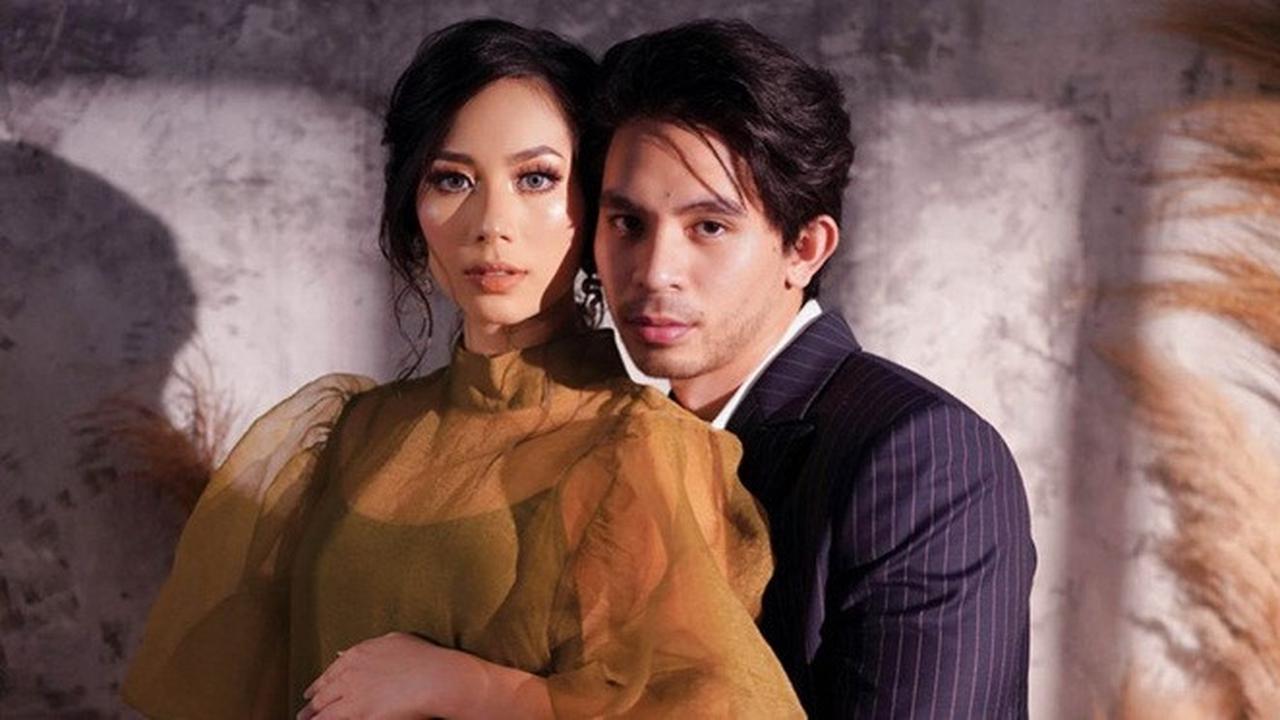 7 Gaya  Maternity Shoot Abel Cantika, Tampil Memesona saat Hamil Tua