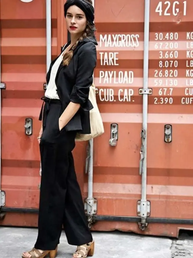 [Bintang] Anti Ribet Ribet Club, Bukber Pakai Turban Bikin Kamu Kece Nggak Ada Matinya