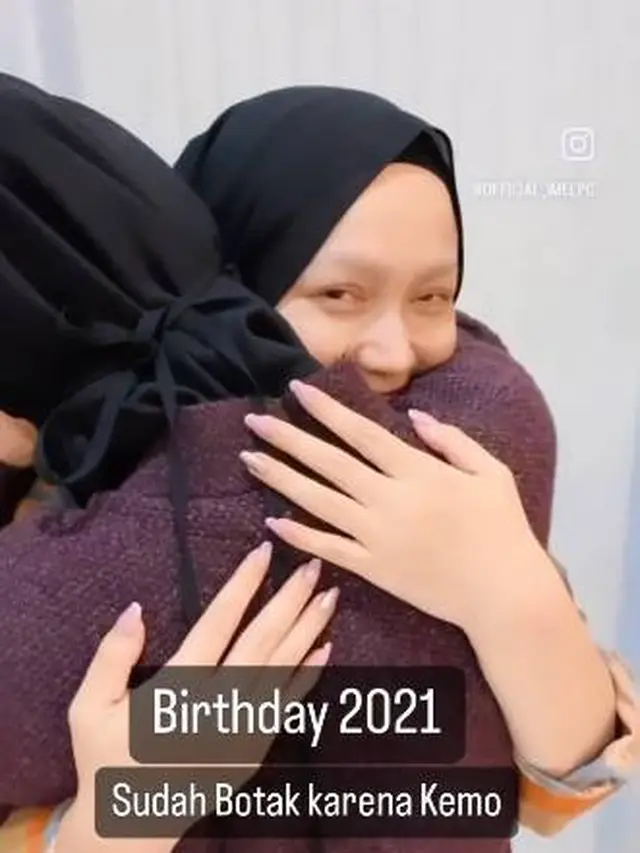 7 Potret Imel PC saat Rayakan Ulang Tahun Ketika Lawan Kanker Langka yang Bikin Haru