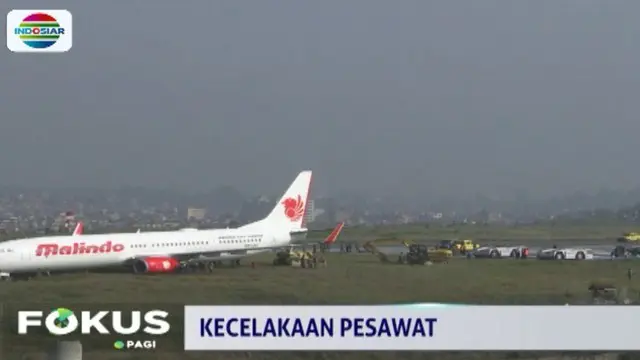 Pesawat jenis Boeing 737 keluar dari landasan pacu Bandara Tribhuvan, Kathmandu pada Kamis malam. Pesawat milik maskapai penerbangan Malaysia ini tergelincir saat akan tinggal landas.
