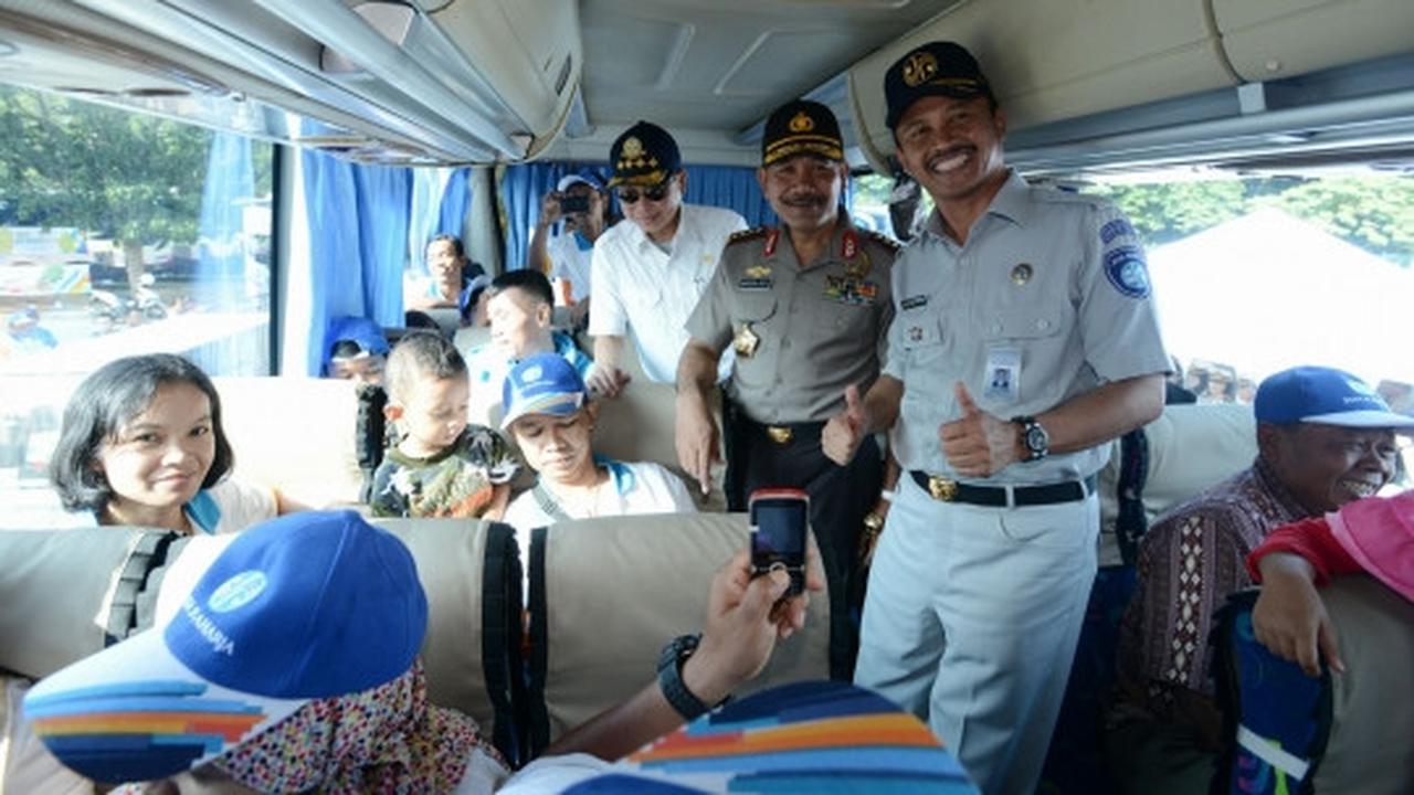 Menhub dan Kapolri lepas 30 ribu pemudik gratis di Senayan