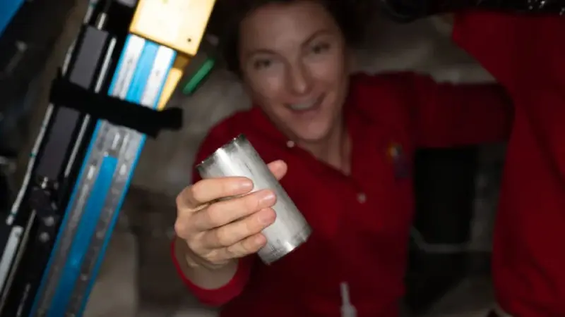 NASA Daur Ulang 98 Persen Urin dan Keringat Astronaut