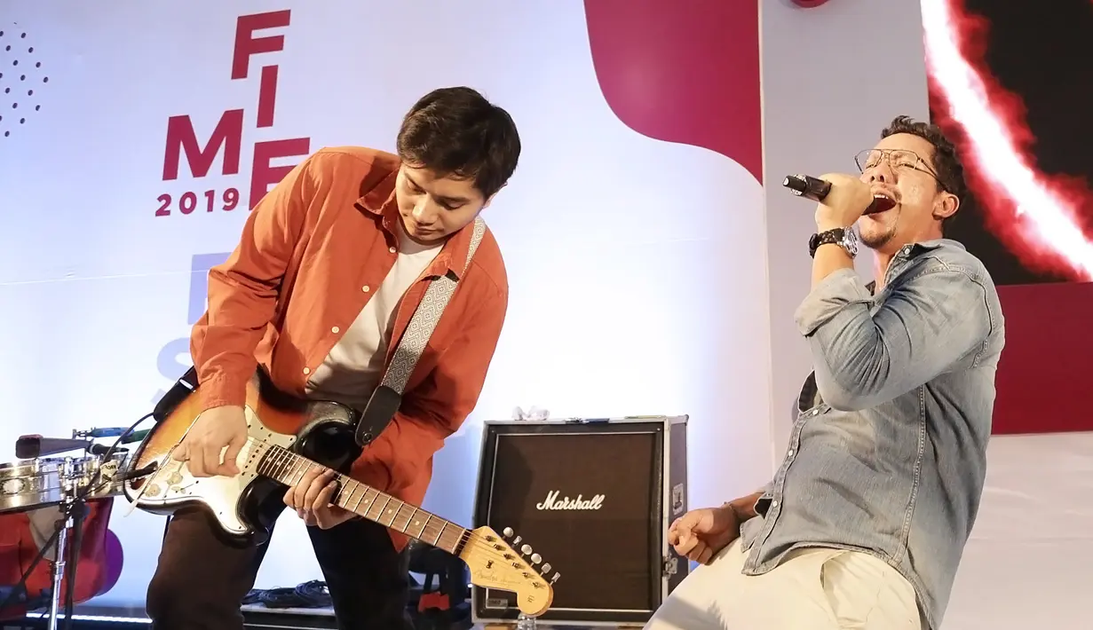Maliq & D'essentials -Fimela Fest 2019 (Bambang E Ros/Fimela.com)