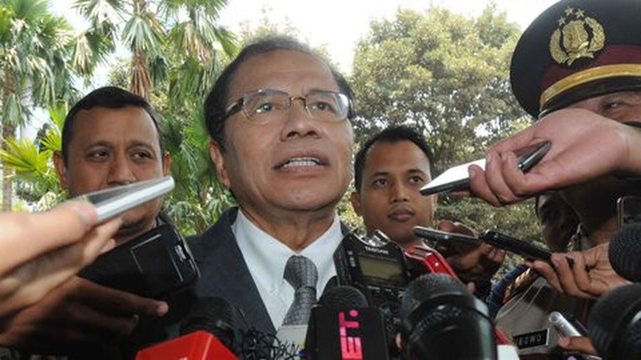 Menko Rizal ungkap sombongnya RJ Lino ogah terapkan standar dunia