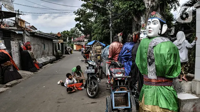 FOTO: Seniman Ondel-Ondel Ibu Kota Terdampak Pandemi COVID-19