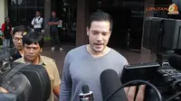 Zack Lee diperiksa sebagai saksi atas kasus pengeroyokan yang menimpa Mario Lawalata beberapa waktu lalu (Liputan6.com/Rini Suhartini)