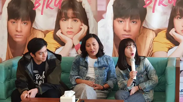 [Fimela] Preskon Gala Premiere Film Dua Garis Biru