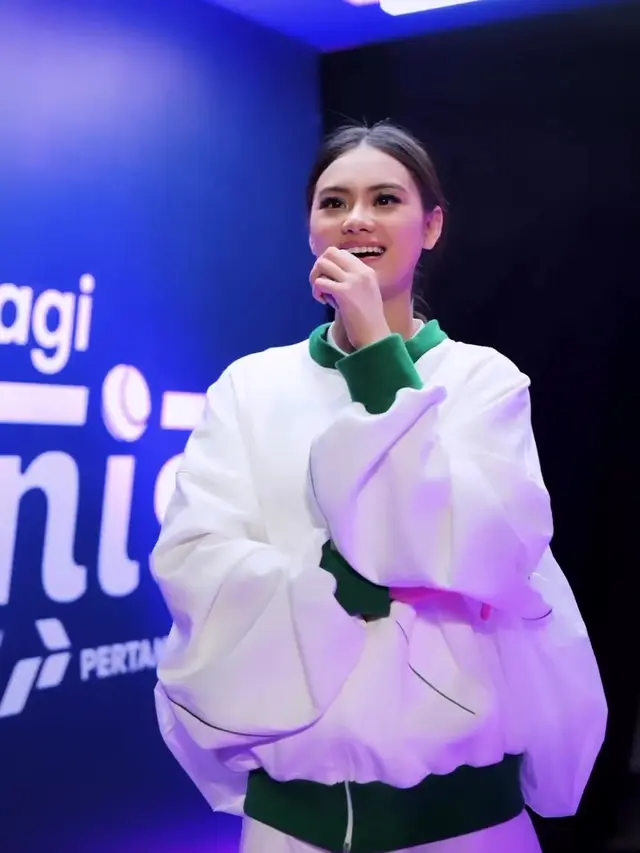 [Fimela] Gege Elisa di Lagi-Lagi Tenis