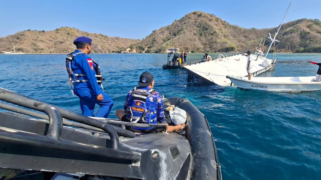 Kapal Pinisi Tenggelam di Labuan Bajo, Begini Kronologinya