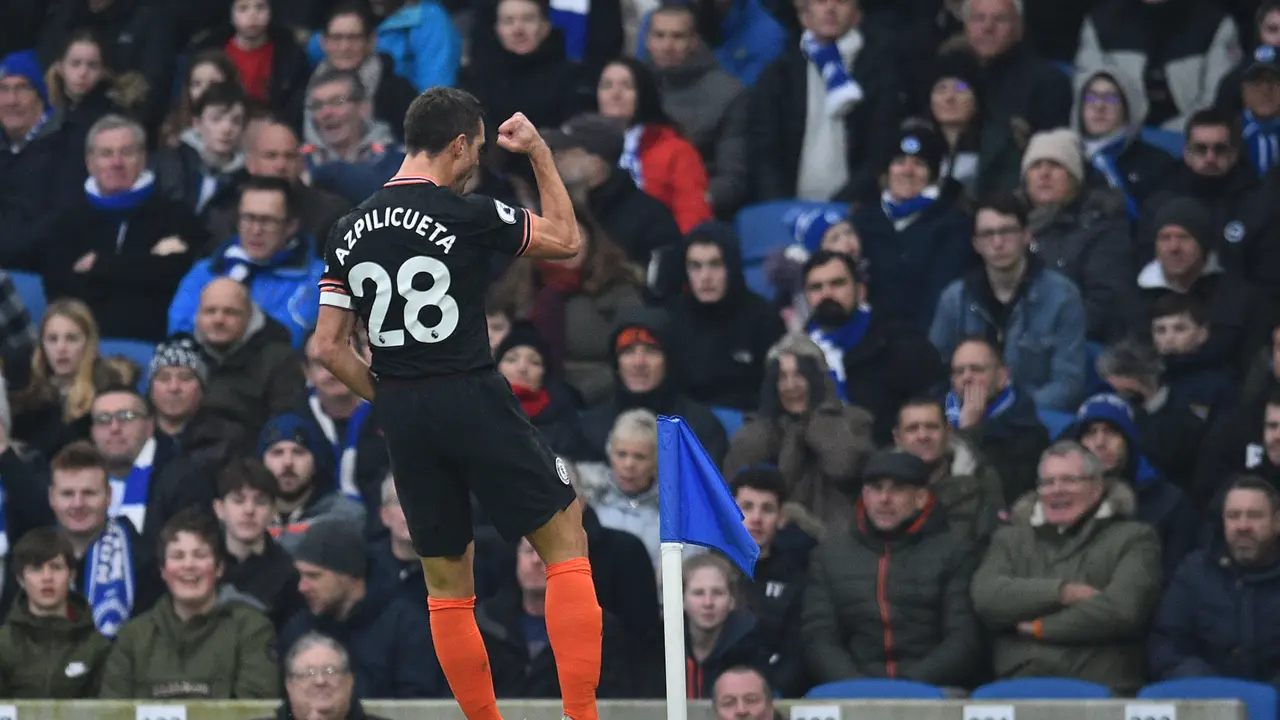 Kapten Chelsea Cesar Azpilicueta (GLYN KIRK / AFP)