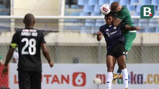 Persik Kediri vs PS Sleman