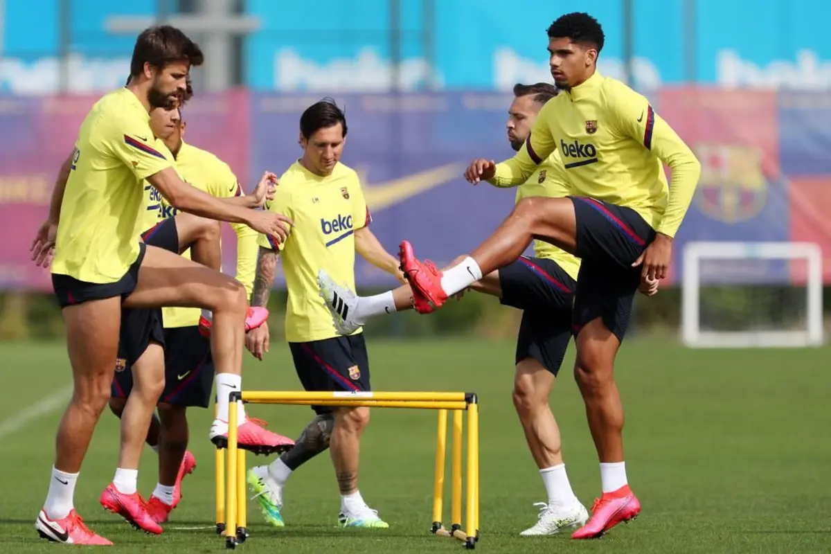 Barcelona latihan