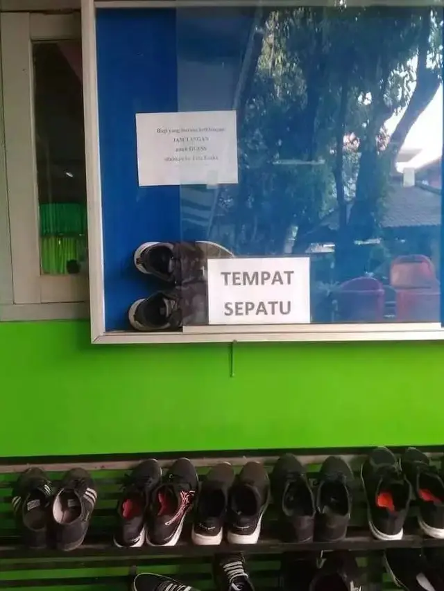 10 Potret Absurdnya Orang Ikuti Aturan Ini Malah Bikin Tepuk Jidat