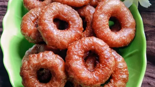 Resep Kue Cincin Tepung Beras Rose Brand dengan Santan