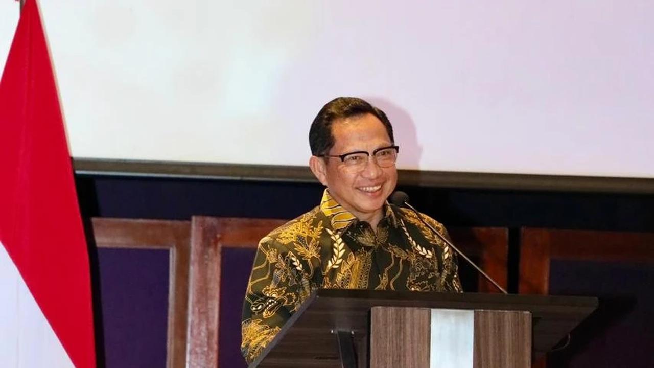 Mendagri Tito Karnavian saat keluarkan Surat Edaran (SE) Menteri Dalam Negeri No. 000.2.3/1171/SJ tanggal 8 Maret 2026