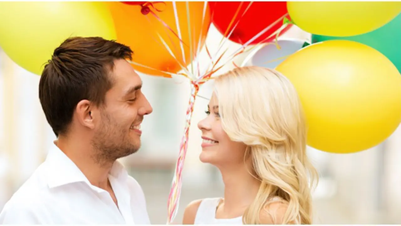(C) shutterstock