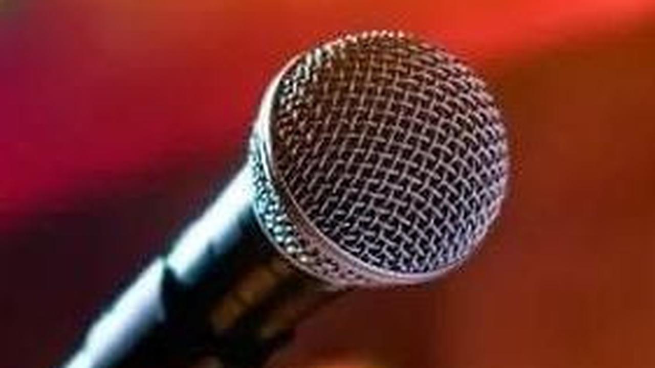 Karaoke Disambangi Satpol PP, Pemandu Lagu Berdalih sedang Bukber