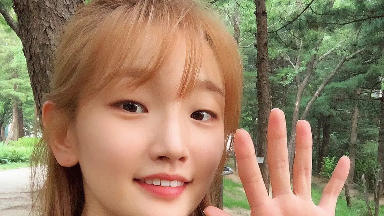 Park So Dam. (Instagram/ artistcompanyofficial)