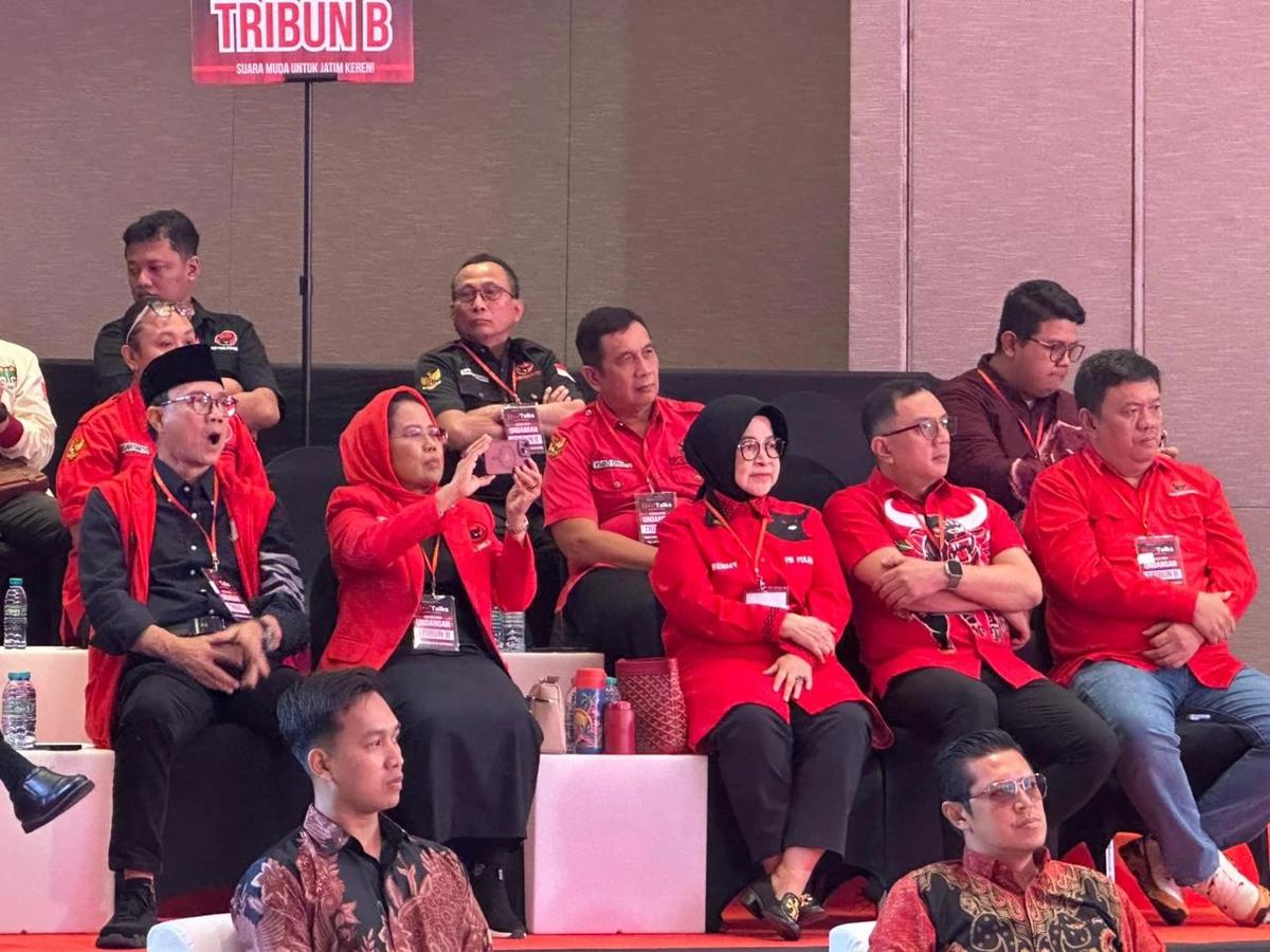 Gelaran RedTalks: Suara Muda untuk Jatim Keren di Dyandra Convention Center Surabaya