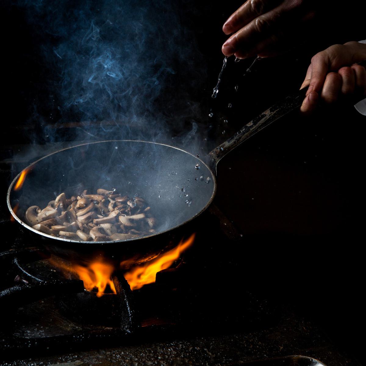 5 Kesalahan Umum dalam Memasak yang Menurunkan Cita Rasa