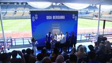 Persib Bandung menggelar doa bersama untuk menyambut bulan suci Ramadan dan menatap putaran kedua BRI Super League 2025/2026. Acara ini digelar di Stadion Gelora Bandung Lautan Api, Bandung, Selasa (3/2/2026). (Bola.com/Muhammad Faqih)