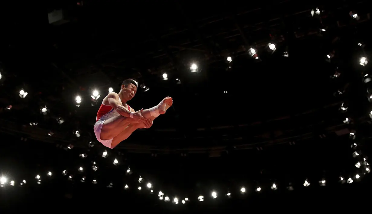 Pesenam Korea Utara, Ri Se Gwang, beraksi di Kejuaraan Dunia Senam Artistik 2015 di Hydro arena, Glasgow, Skotlandia. (1/11/2015). (Reuters/Russell Cheyne)