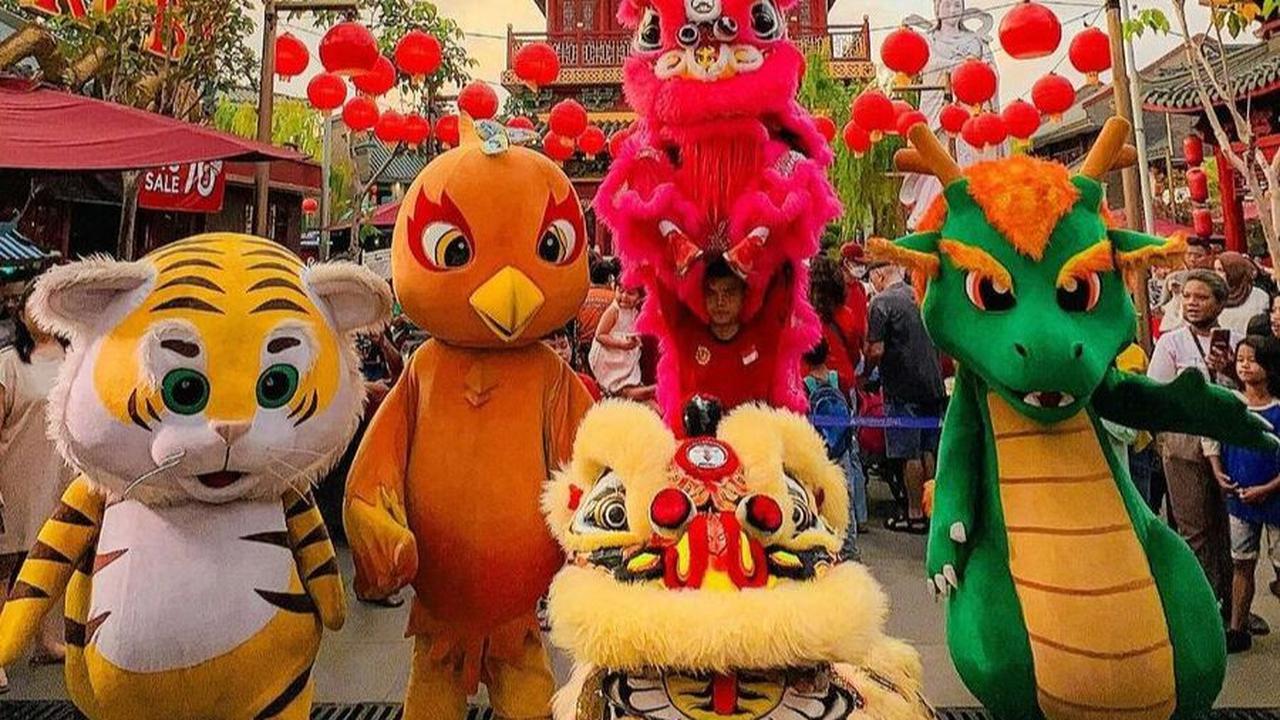 Keempat karakter hewan ini bisa ditemui di lokasi, sekaligus bisa diajak untuk berfoto karena berbentuk boneka lucu.