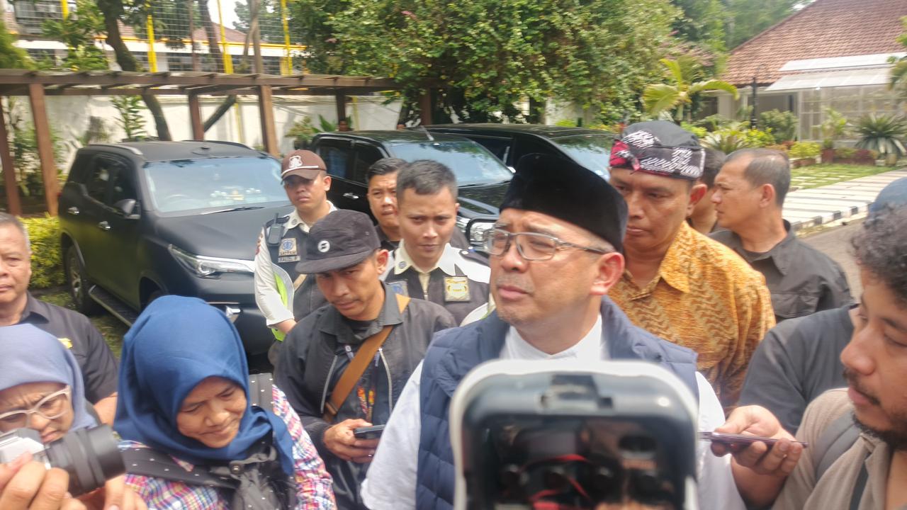 Wali Kota Bandung Farhan Tanggapi Soal Wakilnya Jadi Tersangka Korupsi: Sedih, Bagaimanapun Rekan Seperjuangan
