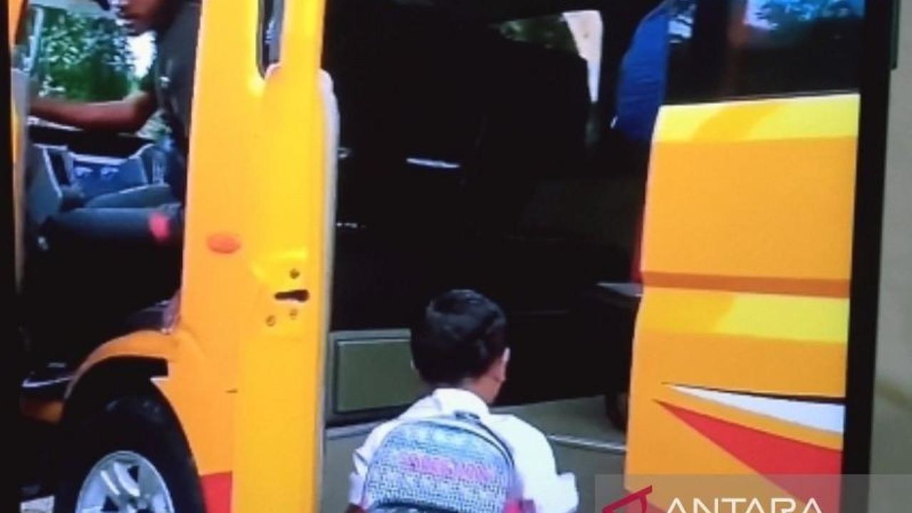 Tahukah Anda? Pemkab Biak Sediakan Bus Sekolah Gratis Pulau Numfor, Dukung Penuh Pendidikan!
