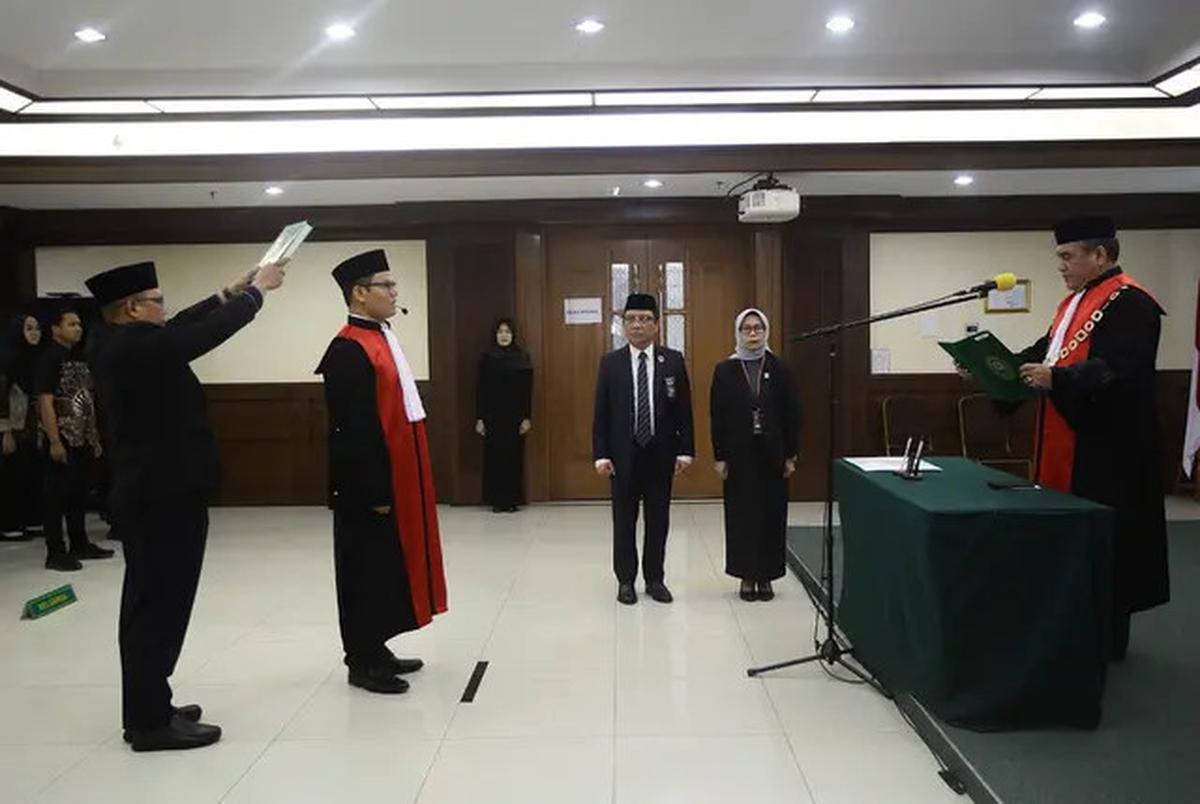 Rekam Jejak Andi Saputra, Hakim yang Berani Beda Suara di Sidang Nadiem